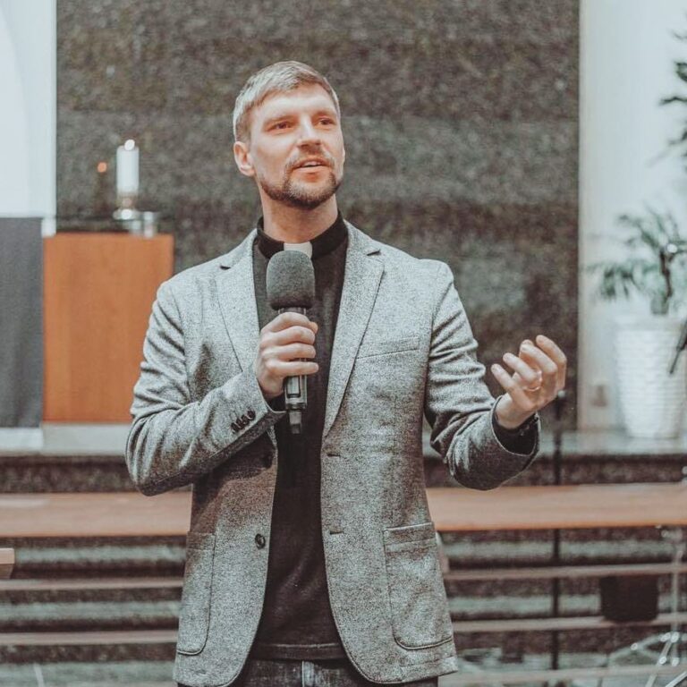 279022883_7562345973806467_2600397826515202794_n